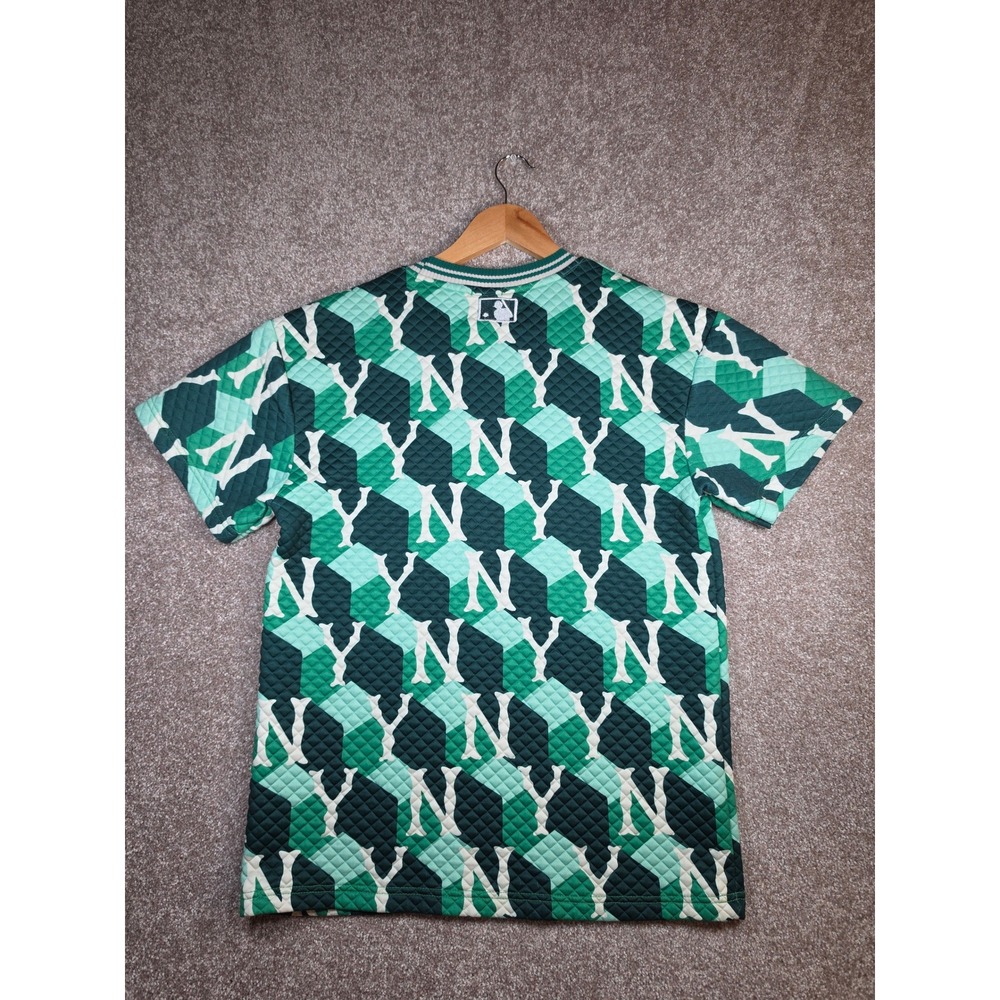 MLB‎ New York Yankees Mens S/M Green Quilted Monogram Short Sleeve Shirt NY Logo - Picture 9 of 9